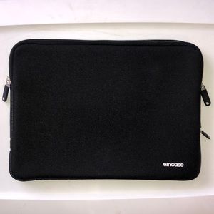 Incase laptop sleeve